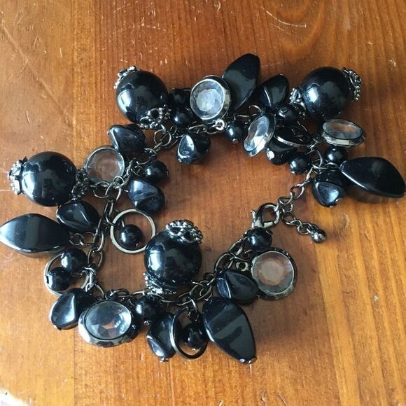 Fun Hanging Bead Bracelet - Picture 1 of 9